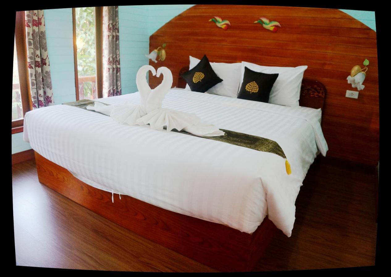Ruen Tai Boutique Villa Phuket Exterior photo