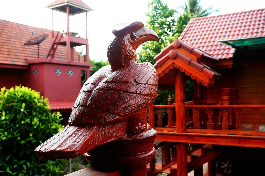 Ruen Tai Boutique Villa Phuket Exterior photo